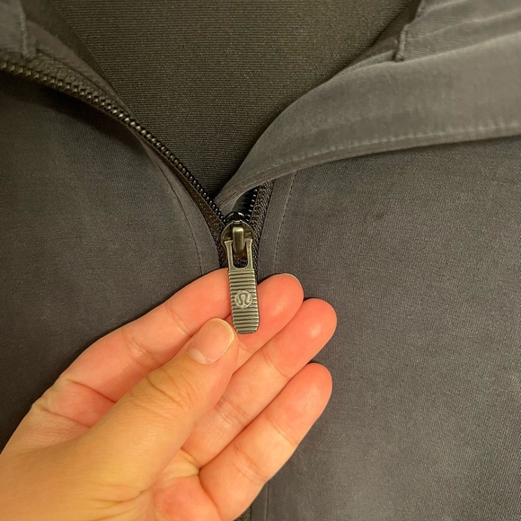 Lululemon Softstreme Cinch-Waist Jacket - Picture 5 of 5